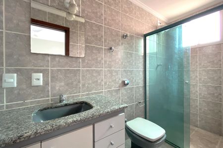 Apartamento para alugar com 120m², 3 quartos e 2 vagas Apartamento para alugar com 120m², 3 quartos e 2 vagasBanheiro da Suíte