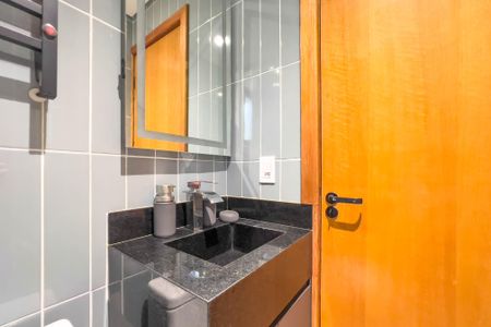 Apartamento à venda com 50m², 1 quarto e sem vagaBanheiro do quarto