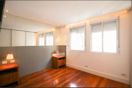 Apartamento à venda com 2 quartos, 137m² em Itaim Bibi, São Paulo