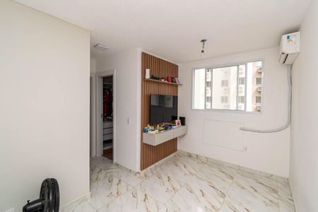 Sala de apartamento para alugar com 2 quartos, 43m² em Ramos, Rio de Janeiro