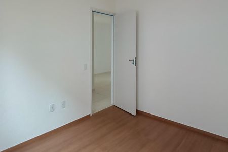 Quarto 2 de apartamento para alugar com 2 quartos, 42m² em Caiapos, Contagem