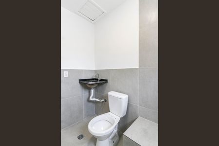 Casa à venda com 180m², 3 quartos e 2 vagasBanheiro