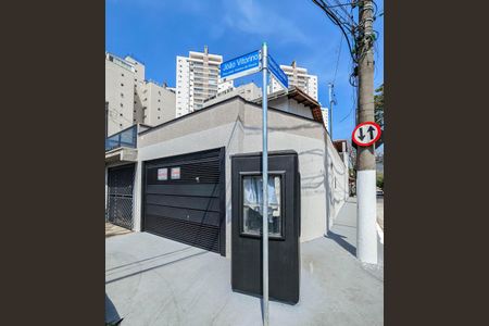 Casa à venda com 180m², 3 quartos e 2 vagasFachada