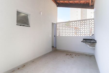 Casa à venda com 180m², 3 quartos e 2 vagasTerraço