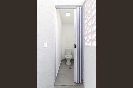 Casa à venda com 180m², 3 quartos e 2 vagasTerraço - Banheiro 