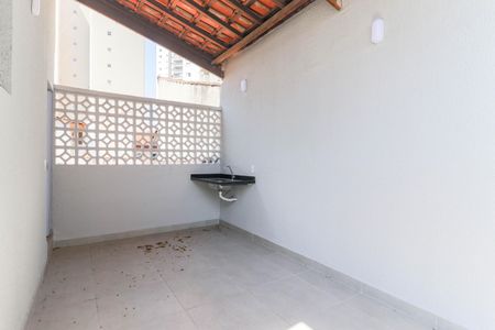 Casa à venda com 180m², 3 quartos e 2 vagasTerraço