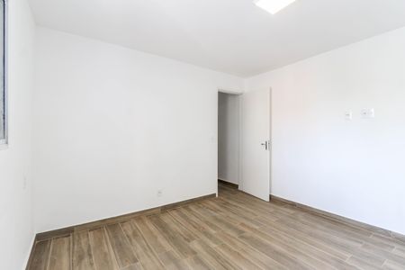 Casa à venda com 180m², 3 quartos e 2 vagasSuíte