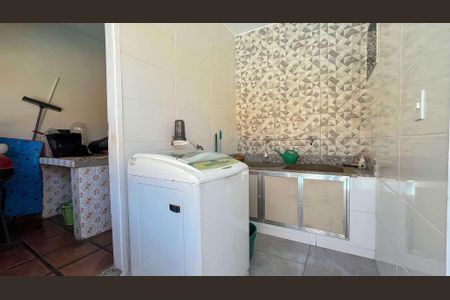 Casa à venda com 259m², 4 quartos e 6 vagas