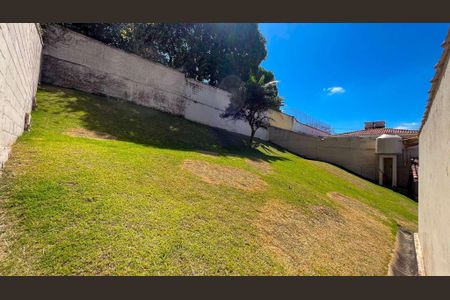 Casa à venda com 259m², 4 quartos e 6 vagas