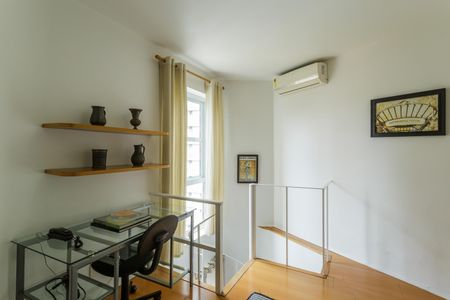 Apartamento para alugar com 45m², 1 quarto e 1 vaga Apartamento para alugar com 45m², 1 quarto e 1 vagaEscritório