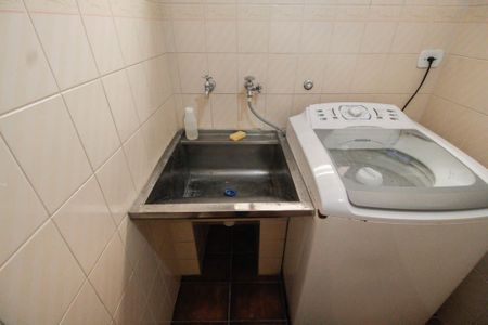 Casa à venda com 192m², 3 quartos e 3 vagasÁrea de serviço