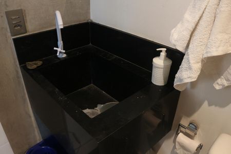 Apartamento à venda com 247m², 4 quartos e 3 vagasBanheiro 