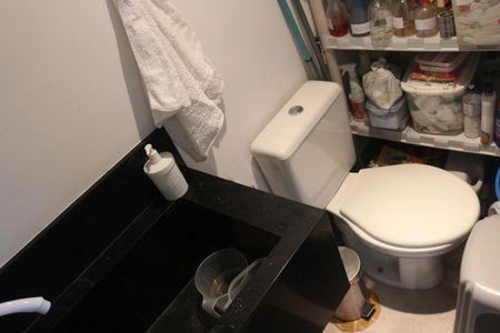 Apartamento à venda com 247m², 4 quartos e 3 vagasBanheiro 