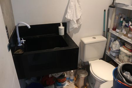 Apartamento à venda com 247m², 4 quartos e 3 vagasBanheiro 