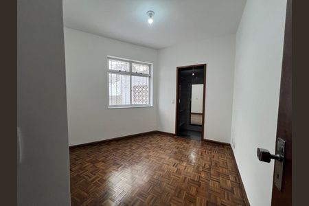 Apartamento à venda com 117m², 3 quartos e 2 vagasQuarto 