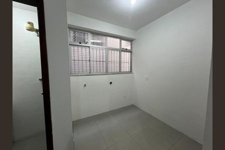 Apartamento à venda com 117m², 3 quartos e 2 vagasQuarto de serviço 