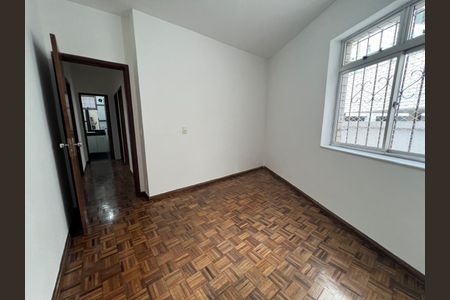 Apartamento à venda com 117m², 3 quartos e 2 vagasQuarto 