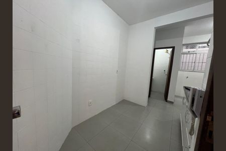 Apartamento à venda com 117m², 3 quartos e 2 vagasÁrea de serviço 