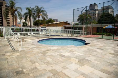 Apartamento para alugar com 92m², 2 quartos e 1 vagaPiscina