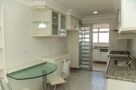 Apartamento para alugar com 92m², 2 quartos e 1 vagaCozinha