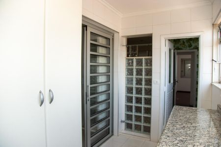 Apartamento para alugar com 92m², 2 quartos e 1 vagaÁrea de Serviço