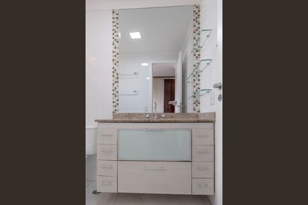 Apartamento para alugar com 86m², 3 quartos e 2 vagas Apartamento para alugar com 86m², 3 quartos e 2 vagasBanheiro da Suíte