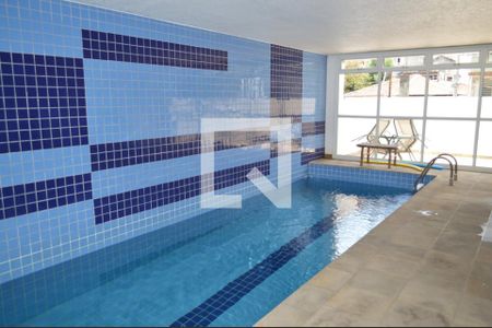 Apartamento à venda com 134m², 3 quartos e 3 vagas Apartamento à venda com 134m², 3 quartos e 3 vagasPiscina