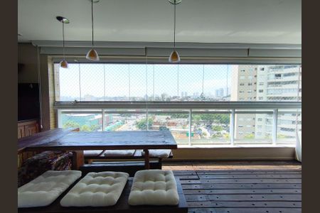 Apartamento à venda com 134m², 3 quartos e 3 vagas Apartamento à venda com 134m², 3 quartos e 3 vagasVaranda