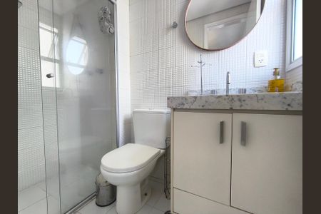 Apartamento à venda com 134m², 3 quartos e 3 vagas Apartamento à venda com 134m², 3 quartos e 3 vagasBanheiro da Suíte 1