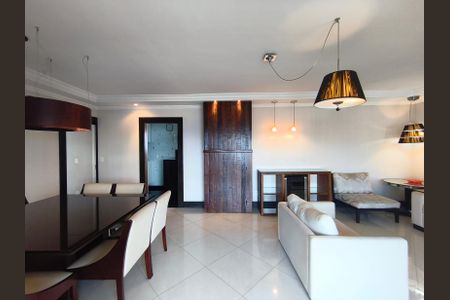 Apartamento à venda com 134m², 3 quartos e 3 vagas Apartamento à venda com 134m², 3 quartos e 3 vagasSala