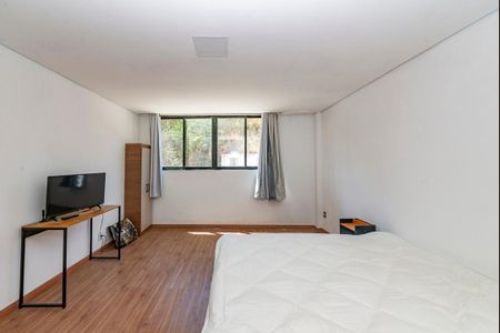 Apartamento para alugar com 240m², 4 quartos e 4 vagas Apartamento para alugar com 240m², 4 quartos e 4 vagasSuíte 1