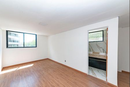 Apartamento para alugar com 240m², 4 quartos e 4 vagas Apartamento para alugar com 240m², 4 quartos e 4 vagasSuíte 2