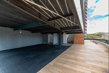 Apartamento para alugar com 240m², 4 quartos e 4 vagas Apartamento para alugar com 240m², 4 quartos e 4 vagasÁrea comum