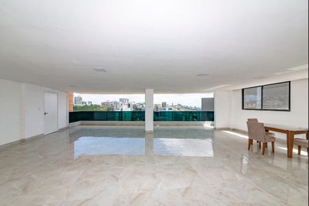 Apartamento para alugar com 240m², 4 quartos e 4 vagas Apartamento para alugar com 240m², 4 quartos e 4 vagasSala