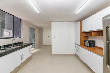 Apartamento para alugar com 240m², 4 quartos e 4 vagas Apartamento para alugar com 240m², 4 quartos e 4 vagasCozinha