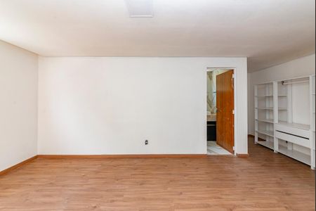 Apartamento para alugar com 240m², 4 quartos e 4 vagas Apartamento para alugar com 240m², 4 quartos e 4 vagasSuíte 2
