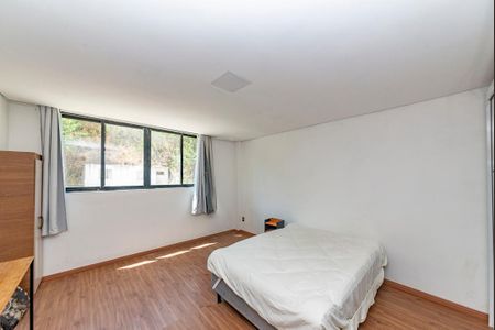 Apartamento para alugar com 240m², 4 quartos e 4 vagas Apartamento para alugar com 240m², 4 quartos e 4 vagasSuíte 1