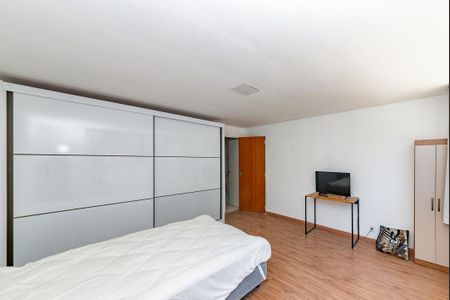 Apartamento para alugar com 240m², 4 quartos e 4 vagas Apartamento para alugar com 240m², 4 quartos e 4 vagasSuíte 1