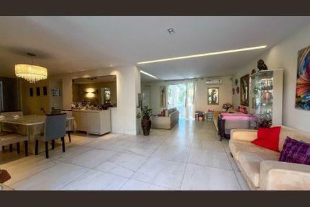 Casa à venda com 6 quartos, 740m² em Vila Paris, Belo Horizonte