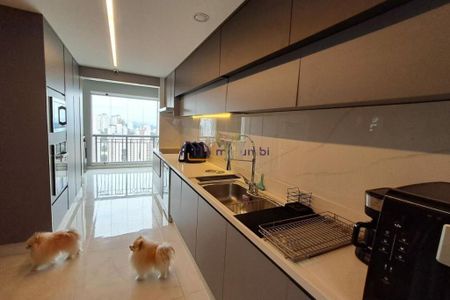 Apartamento à venda com 197m², 4 quartos e 3 vagas