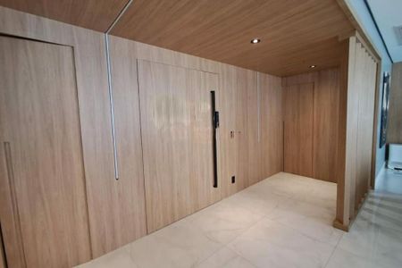 Apartamento à venda com 197m², 4 quartos e 3 vagas