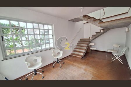 Casa à venda com 3 quartos, 273m² em Sumaré, São Paulo