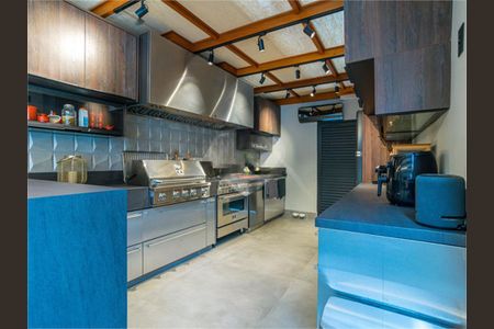 Casa à venda com 340m², 4 quartos e 4 vagas