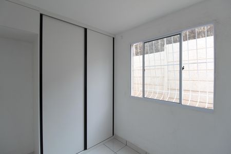 Quarto 1 de apartamento para alugar com 2 quartos, 46m² em Trevo, Belo Horizonte