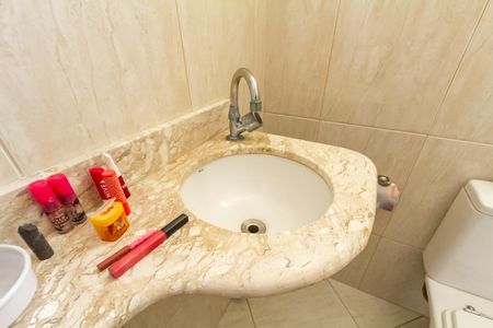 Casa de condomínio à venda com 89m², 3 quartos e 2 vagas Casa de condomínio à venda com 89m², 3 quartos e 2 vagasLavabo