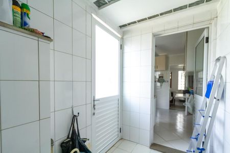 Casa de condomínio à venda com 89m², 3 quartos e 2 vagas Casa de condomínio à venda com 89m², 3 quartos e 2 vagasÁrea de Serviço