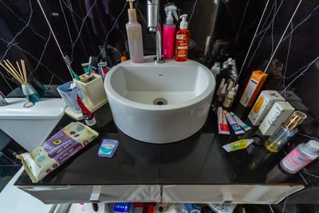 Casa de condomínio à venda com 89m², 3 quartos e 2 vagas Casa de condomínio à venda com 89m², 3 quartos e 2 vagasBanheiro da Suíte