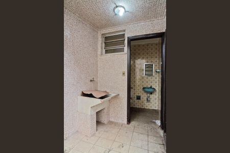 Casa à venda com 350m², 4 quartos e 8 vagas Casa à venda com 350m², 4 quartos e 8 vagasÁrea Externa