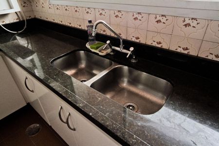 Casa à venda com 350m², 4 quartos e 8 vagas Casa à venda com 350m², 4 quartos e 8 vagasCozinha