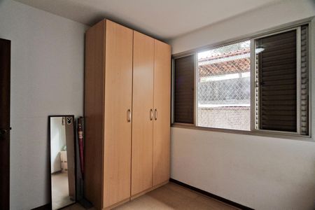 Casa à venda com 350m², 4 quartos e 8 vagas Casa à venda com 350m², 4 quartos e 8 vagasQuarto 1